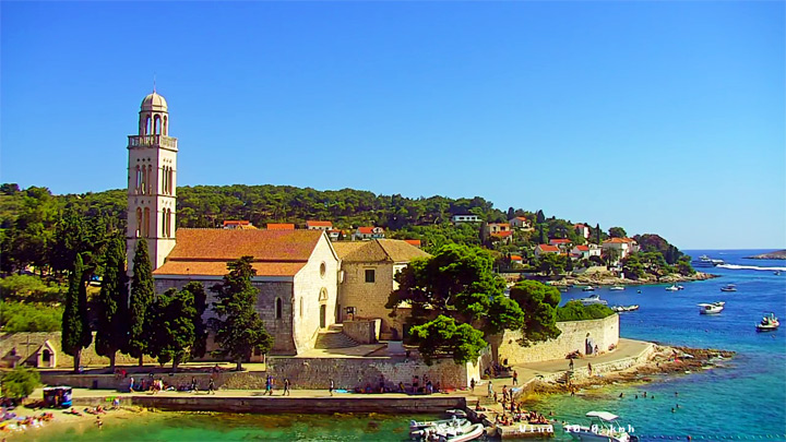 Онлайн веб-камера на острове Хвар, Хорватия (Хвар, Хорватия)